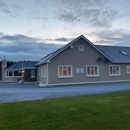펜션 Tranquil House On The Wild Atlantic Way *